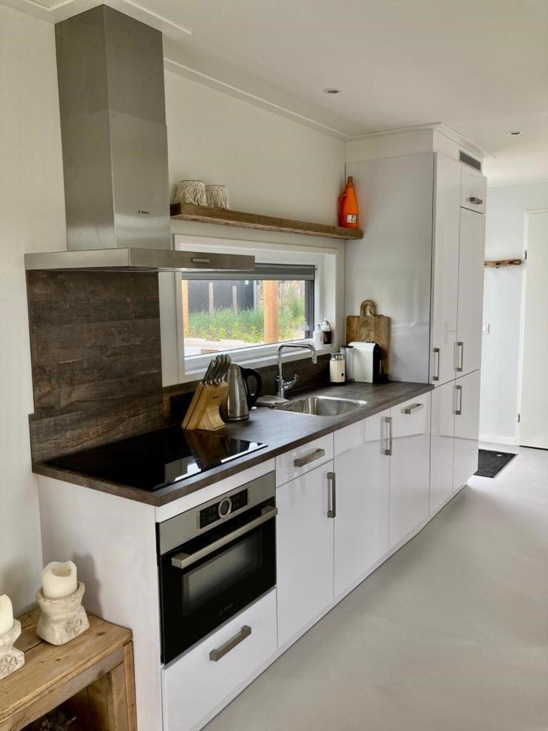 Chalets Vakantiepark Schouwenduin Бур Хамстед Стая снимка